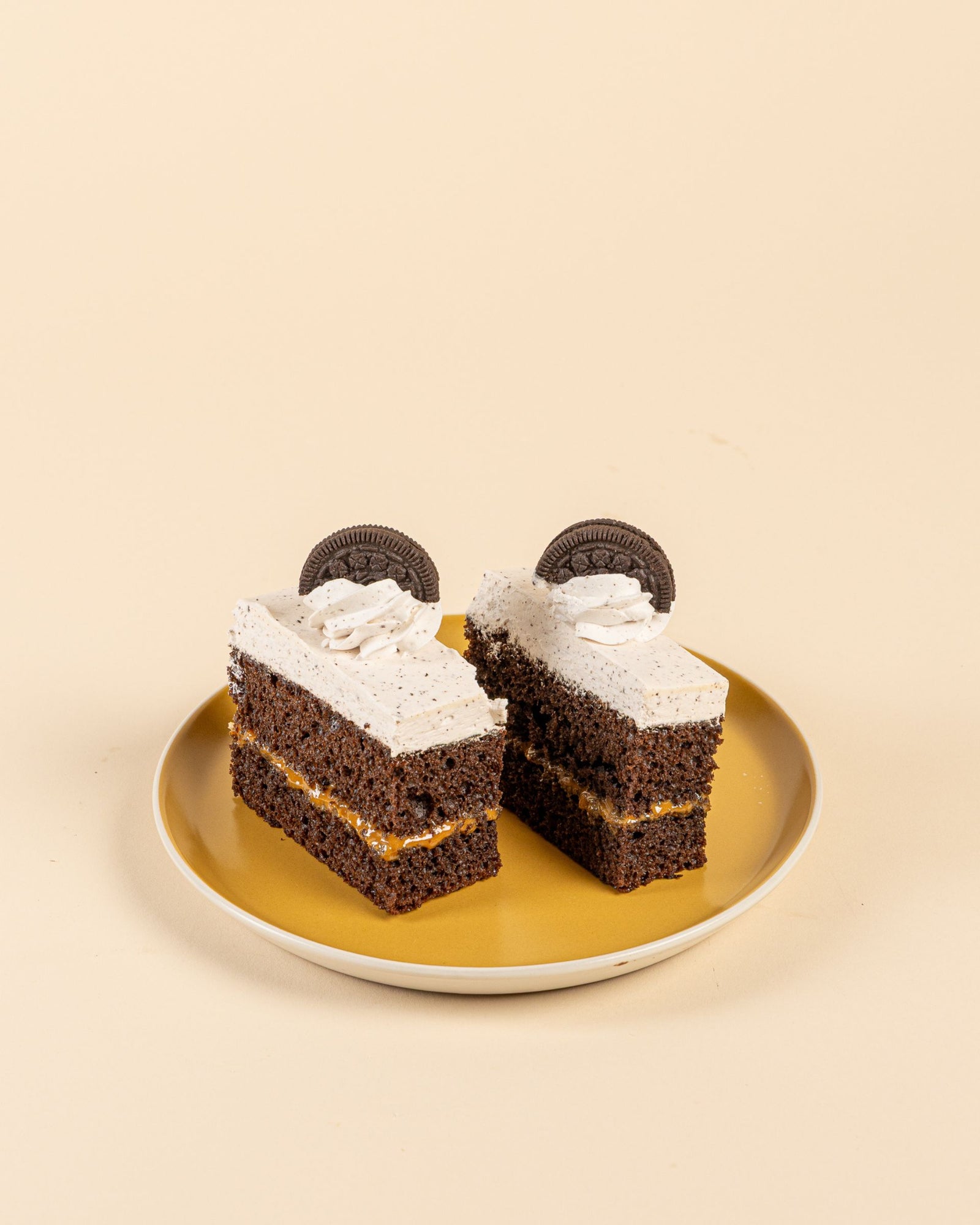 Bizcocho de cookies and cream (porción)