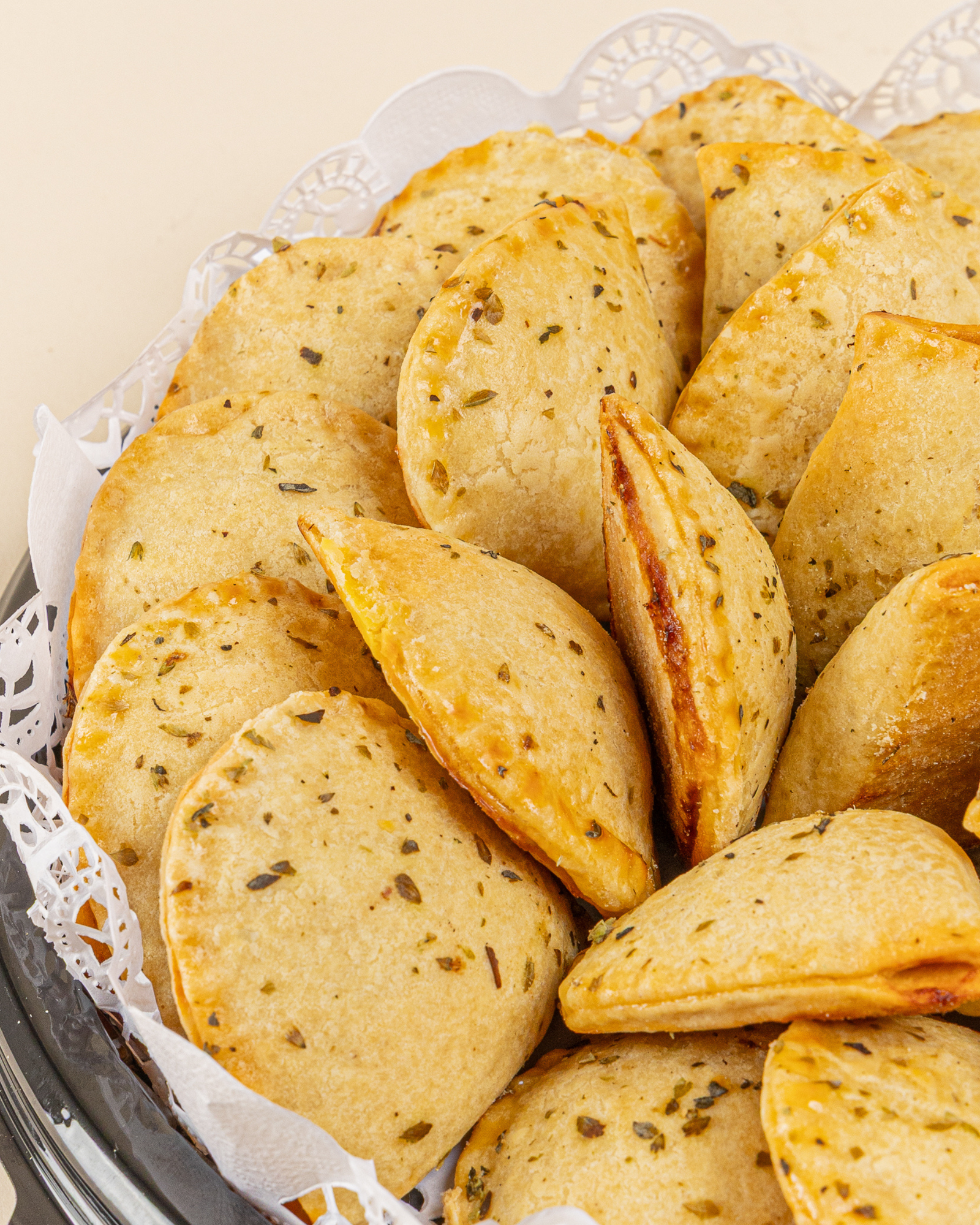 Bandeja de mini empanaditas (25 uds.)