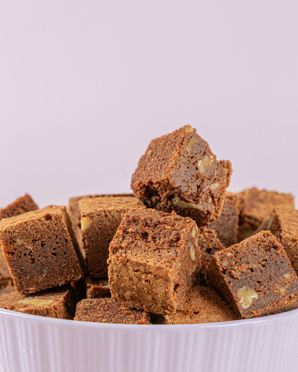 Mini Brownies con nueces  Domo